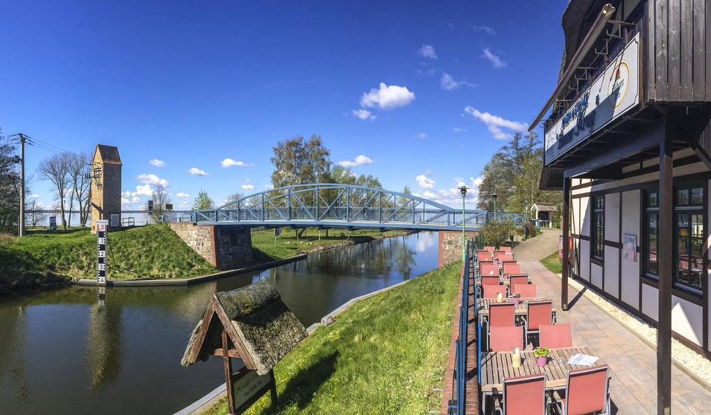 Pension und Schänke Lenzer Krug Malchow  Exterior foto